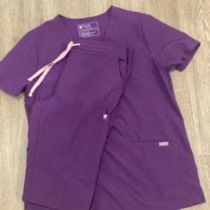 Figs Ultraviolet scrub set